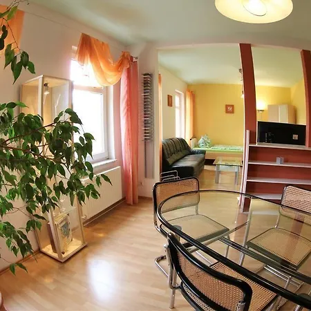 Jung Casa de hóspedes 3*